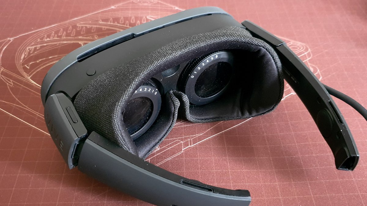 HTC Vive XR Elite